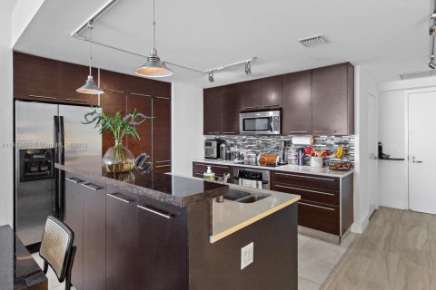 Condominio en venta en Miami, Florida, 2 dormitorios, 115.11 m2 № 1433165 - foto 10