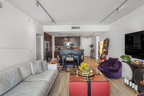 Condominio en venta en Miami, Florida, 2 dormitorios, 115.11 m2 № 1433165 - foto 5