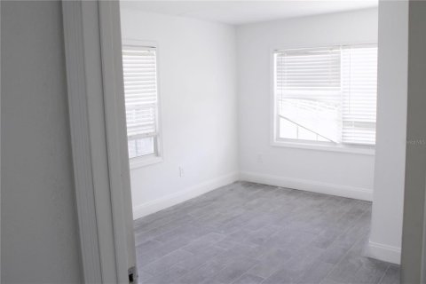 House in Tampa, Florida 3 bedrooms, 116.13 sq.m. № 1795287 - photo 19