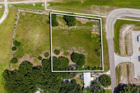 Terreno en Okeechobee, Florida № 2167777