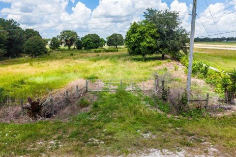 Terreno en venta en Okeechobee, Florida № 2167777 - foto 11