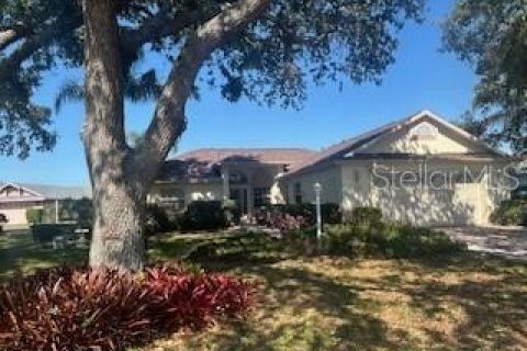 House in Sarasota, Florida 3 bedrooms, 168.8 sq.m. № 1917514 - photo 3