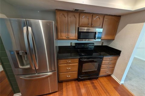 Villa ou maison à louer à Brandon, Floride: 3 chambres, 157 m2 № 2118916 - photo 6