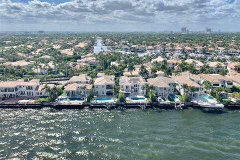 Condominio en venta en Hollywood, Florida, 2 dormitorios, 113.43 m2 № 2154280 - foto 4