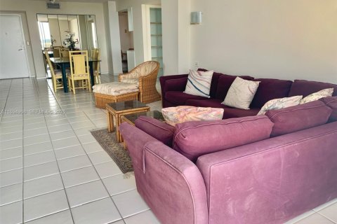 Condominio en venta en Hollywood, Florida, 2 dormitorios, 113.43 m2 № 2154280 - foto 20