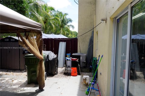 Townhouse in Homestead, Florida 3 bedrooms, 140.19 sq.m. № 1887233 - photo 22