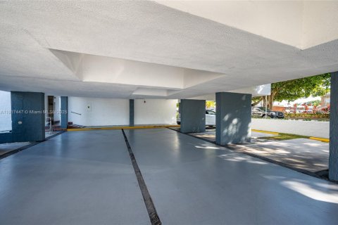 Appartement à louer à Miami, Floride: 2 chambres, 57.79 m2 № 1972363 - photo 19