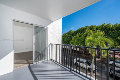 Appartement à louer à Miami, Floride: 2 chambres, 57.79 m2 № 1972363 - photo 7