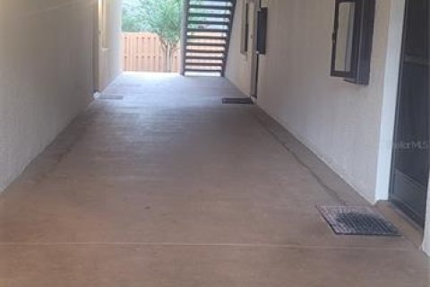 Condominio en alquiler en Ocala, Florida, 2 dormitorios, 96.25 m2 № 1876852 - foto 3