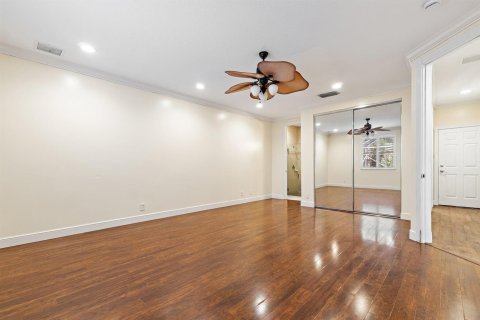 Купить виллу или дом в Палм Сити, Флорида 3 комнаты, 302.4м2, № 2175584 - фото 26