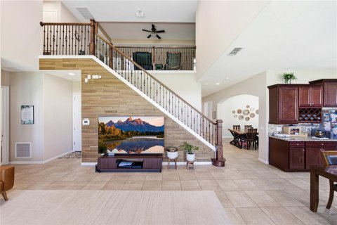 House in Lakeland, Florida 5 bedrooms, 308.9 sq.m. № 2333958 - photo 23