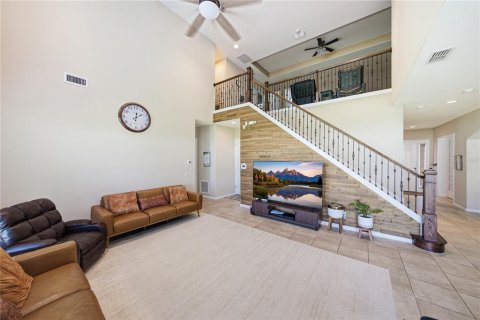 House in Lakeland, Florida 5 bedrooms, 308.9 sq.m. № 2333958 - photo 24