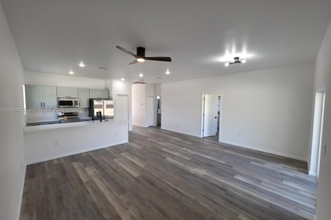 Villa ou maison à louer à Ocala, Floride: 3 chambres № 2071715 - photo 3