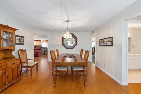 Villa ou maison à vendre à Ocala, Floride: 2 chambres, 131.18 m2 № 1648989 - photo 13