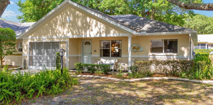 Villa ou maison à Ocala, Floride 2 chambres, 131.18 m2 № 1648989