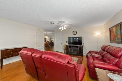 Villa ou maison à vendre à Ocala, Floride: 2 chambres, 131.18 m2 № 1648989 - photo 18