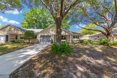 Villa ou maison à vendre à Ocala, Floride: 2 chambres, 131.18 m2 № 1648989 - photo 5