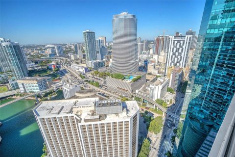 Copropriété à vendre à Miami, Floride: 2 chambres, 142.98 m2 № 2152673 - photo 24