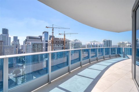 Copropriété à vendre à Miami, Floride: 2 chambres, 142.98 m2 № 2152673 - photo 11