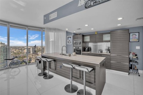 Copropriété à vendre à Miami, Floride: 2 chambres, 142.98 m2 № 2152673 - photo 8