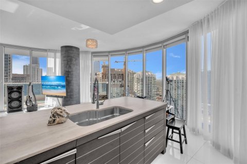 Copropriété à vendre à Miami, Floride: 2 chambres, 142.98 m2 № 2152673 - photo 7