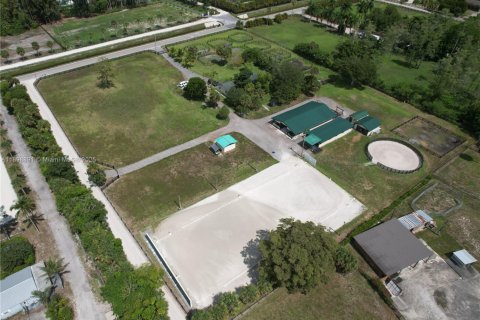 Villa ou maison à vendre à Loxahatchee Groves, Floride: 4 chambres, 170.94 m2 № 1950665 - photo 4