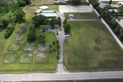 Villa ou maison à vendre à Loxahatchee Groves, Floride: 4 chambres, 170.94 m2 № 1950665 - photo 9