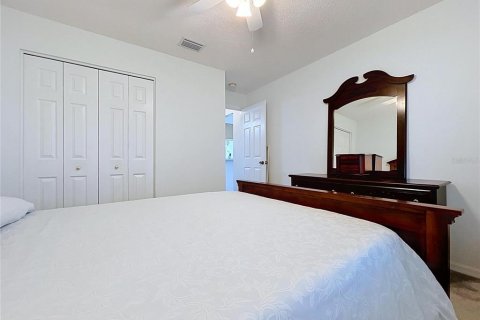 Villa ou maison à vendre à Wesley Chapel, Floride: 3 chambres, 128.76 m2 № 2418332 - photo 25