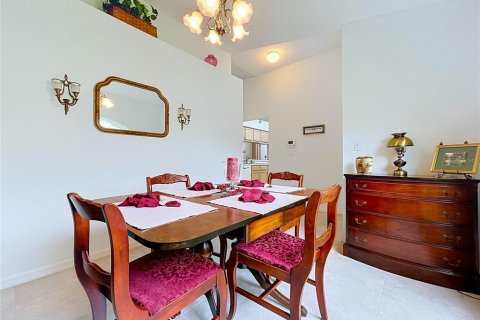 Villa ou maison à vendre à Wesley Chapel, Floride: 3 chambres, 128.76 m2 № 2418332 - photo 8