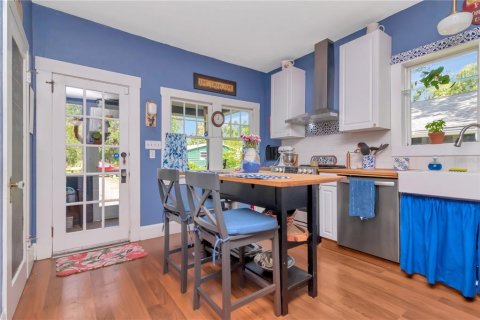 Casa en venta en Brandon, Florida, 3 dormitorios, 143.63 m2 № 1915847 - foto 10