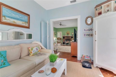 Casa en venta en Brandon, Florida, 3 dormitorios, 143.63 m2 № 1915847 - foto 9