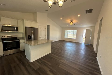 Villa ou maison à louer à Ocala, Floride: 3 chambres, 122.72 m2 № 2379273 - photo 9