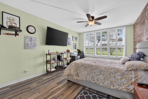 Condo in Pompano Beach, Florida, 3 bedrooms  № 2250817 - photo 19