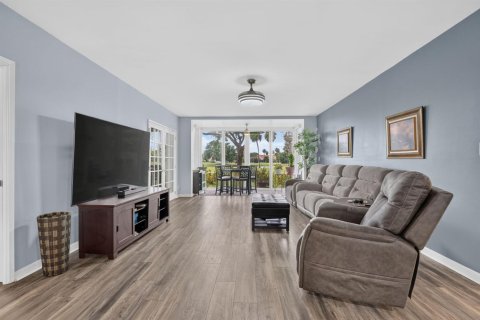 Condo in Pompano Beach, Florida, 3 bedrooms  № 2250817 - photo 9