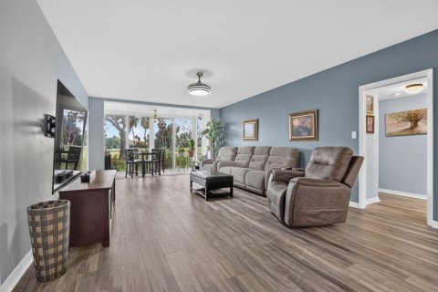 Condo in Pompano Beach, Florida, 3 bedrooms  № 2250817 - photo 10