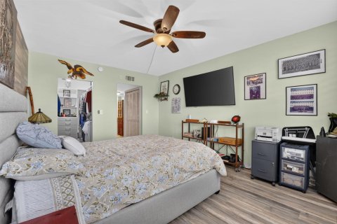 Condo in Pompano Beach, Florida, 3 bedrooms  № 2250817 - photo 20
