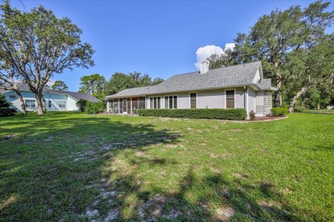 House in Homosassa, Florida 3 bedrooms, 229.1 sq.m. № 1879459 - photo 11