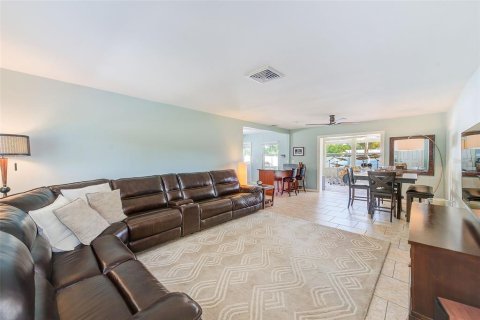 Casa en venta en Largo, Florida, 2 dormitorios, 96.43 m2 № 1650618 - foto 6