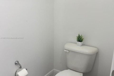 House in Westlake, Florida 4 bedrooms № 1762507 - photo 8