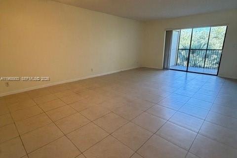 Condominio en venta en Coral Springs, Florida, 2 dormitorios, 104.05 m2 № 2031820 - foto 7