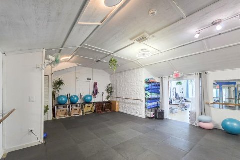 Propiedad comercial en venta en Flagler Beach, Florida, 286.14 m2 № 2113368 - foto 20
