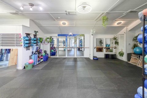Propiedad comercial en venta en Flagler Beach, Florida, 286.14 m2 № 2113368 - foto 26