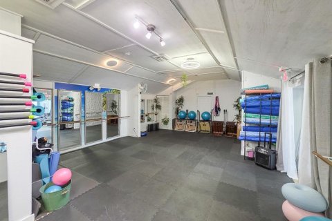 Propiedad comercial en venta en Flagler Beach, Florida, 286.14 m2 № 2113368 - foto 11