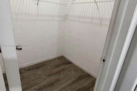 Condo in Davie, Florida, 1 bedroom  № 1862471 - photo 8