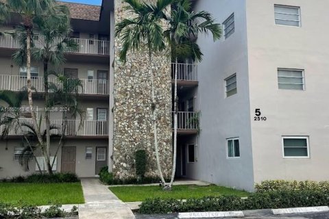 Condo in Davie, Florida, 1 bedroom  № 1862471 - photo 1