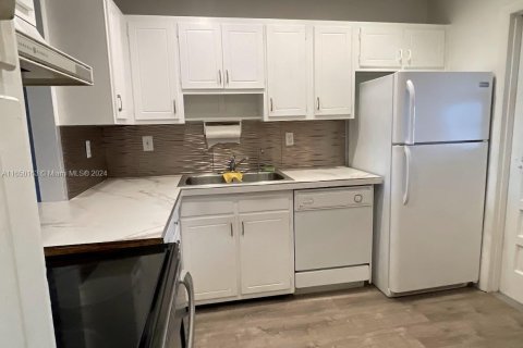 Condo in Davie, Florida, 1 bedroom  № 1862471 - photo 3