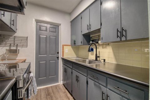 Apartamento en alquiler en Saint Petersburg, Florida, 2 dormitorios, 83.24 m2 № 2196486 - foto 12