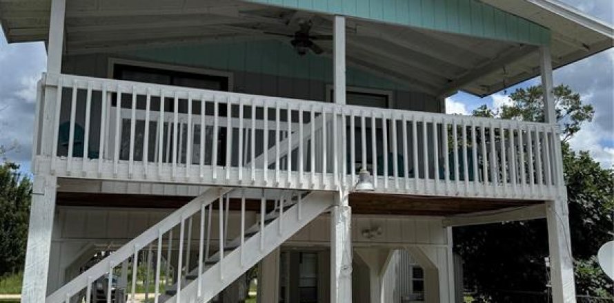 Casa en Steinhatchee, Florida 2 dormitorios, 85.47 m2 № 1853418