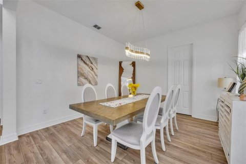 House in Celebration, Florida 4 bedrooms, 226.4 sq.m. № 1845337 - photo 7