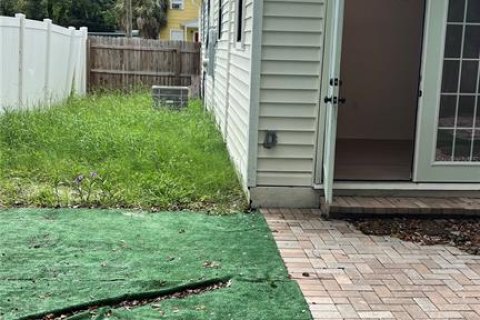 House in Saint Petersburg, Florida 3 bedrooms, 158.4 sq.m. № 1826173 - photo 23
